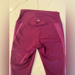 ALO women’s yoga pants